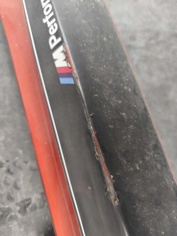 JUPE LATERALE GAUCHE BMW F21 - Vue 2